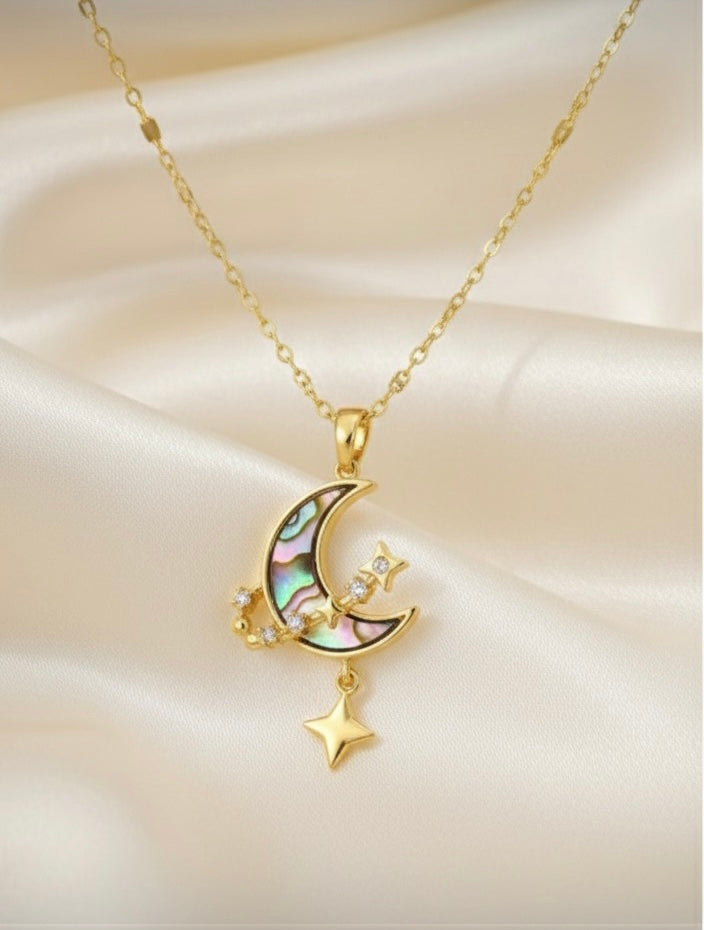 Collar Media Luna Celestial