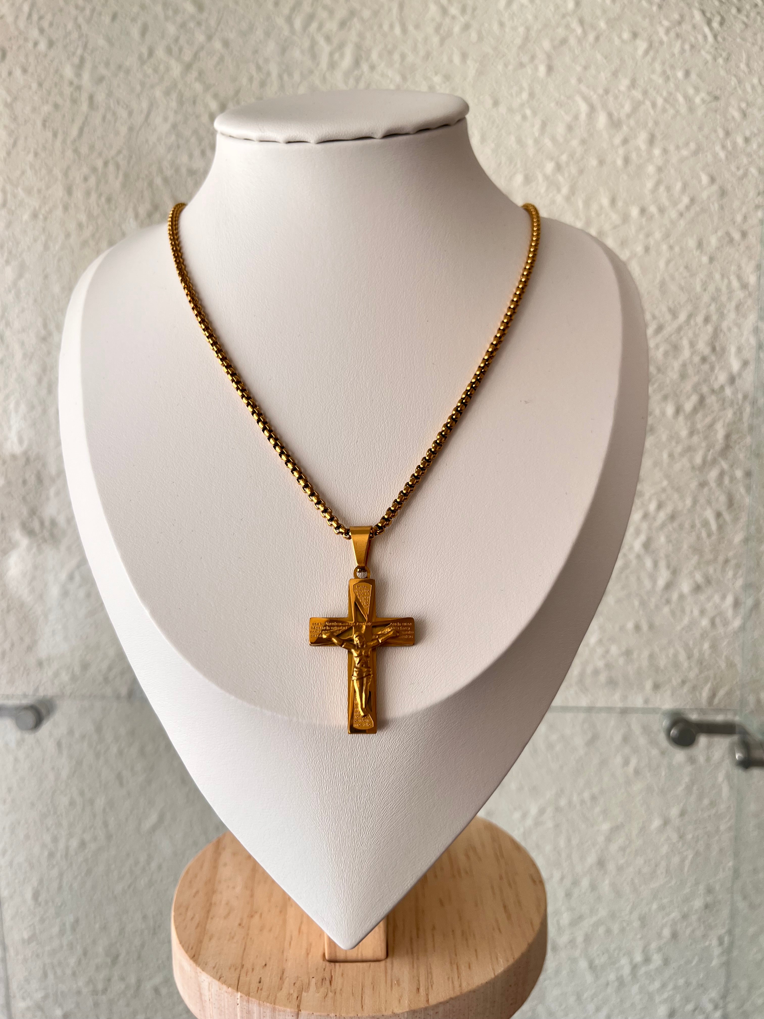 Personalizable Collar Padre Nuestro Dorado